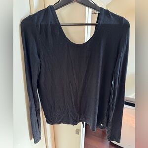 FABLETICS EUC size medium Elegant Black Long Sleeve Top with open back.